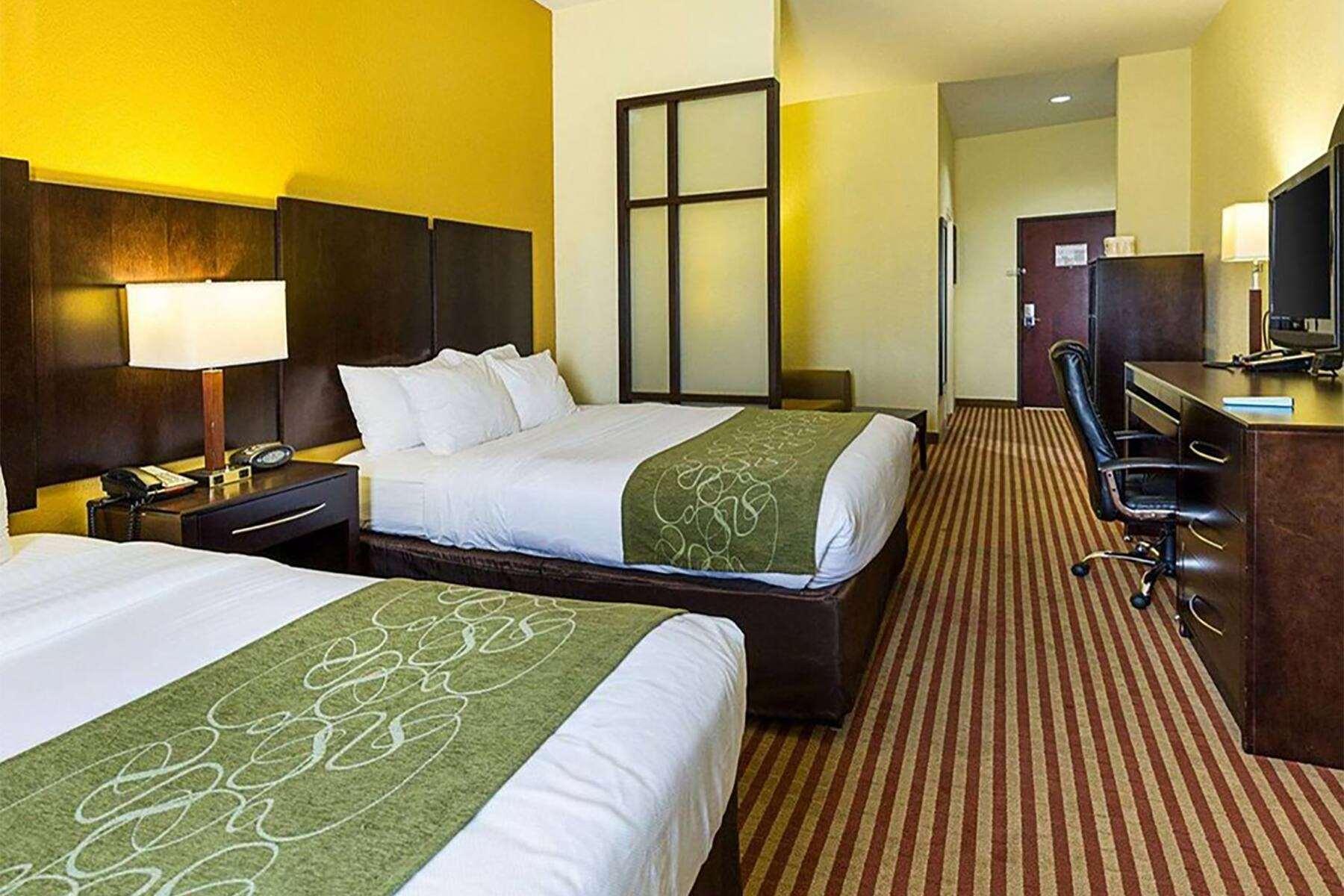 Days Inn & Suites By Wyndham Houston / West Energy Corridor Eksteriør bilde
